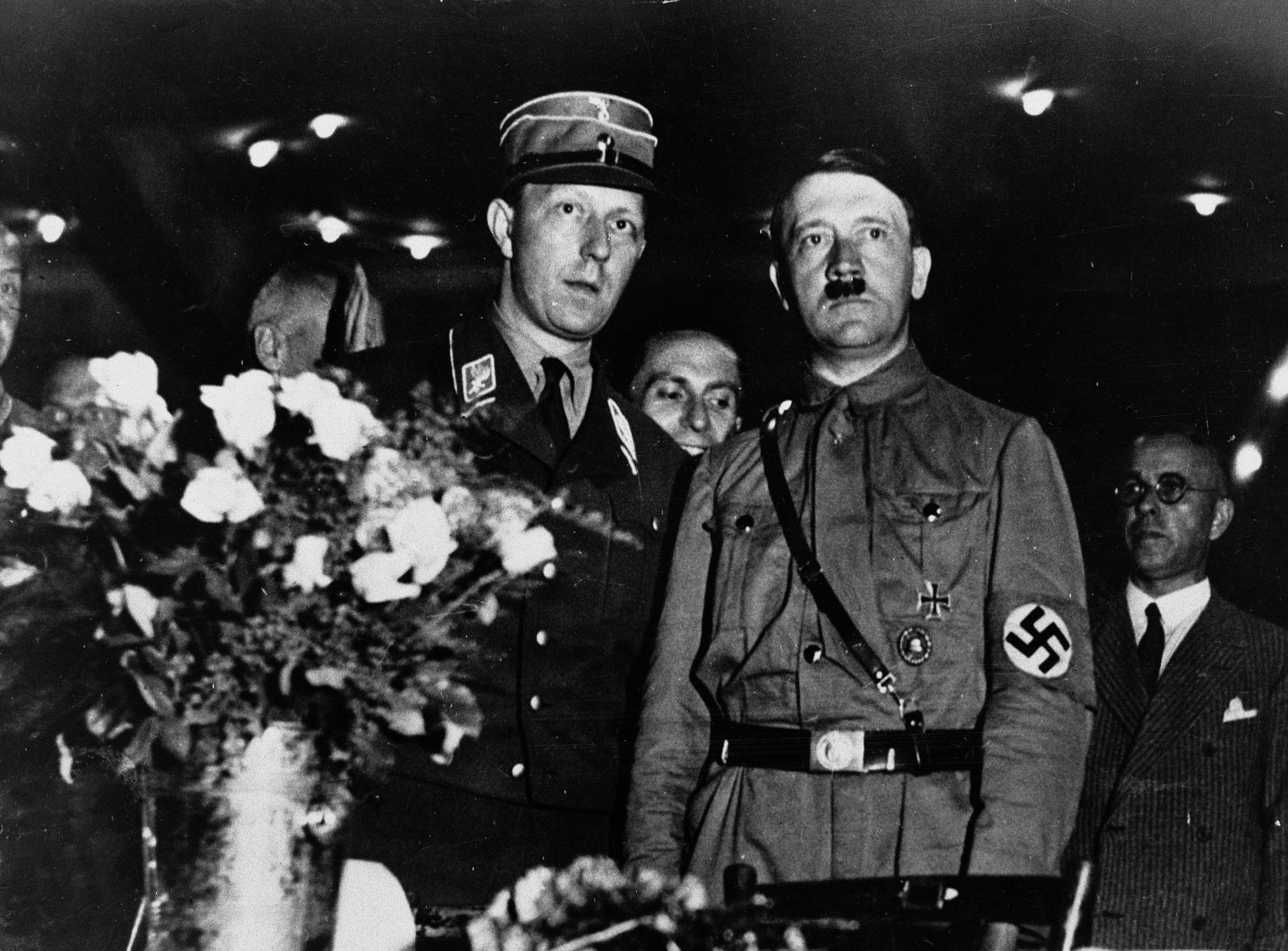 1932: Adolf Hitler